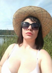 Фото проститутки Виктория №2 в городе Нефтеюганск